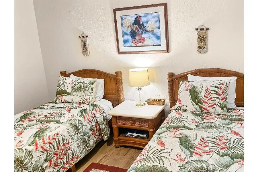 Menehune Shores #209 Condo 키헤이 아파트