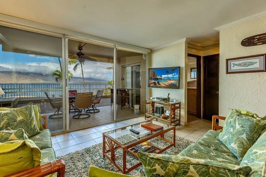 Menehune Shores #209 Condo 키헤이